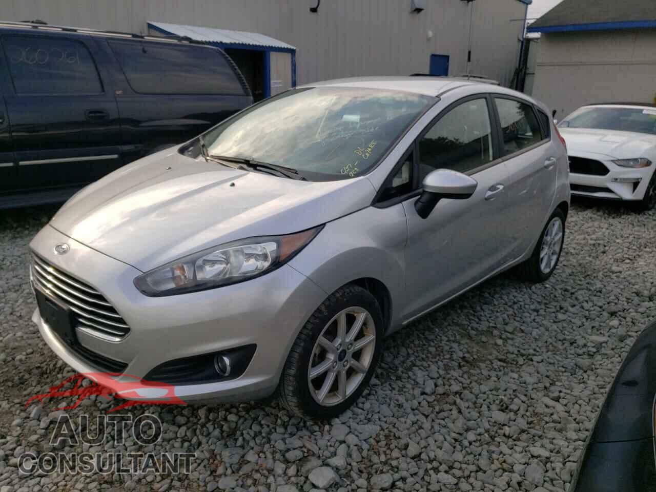 FORD FIESTA 2019 - 3FADP4EJXKM149396