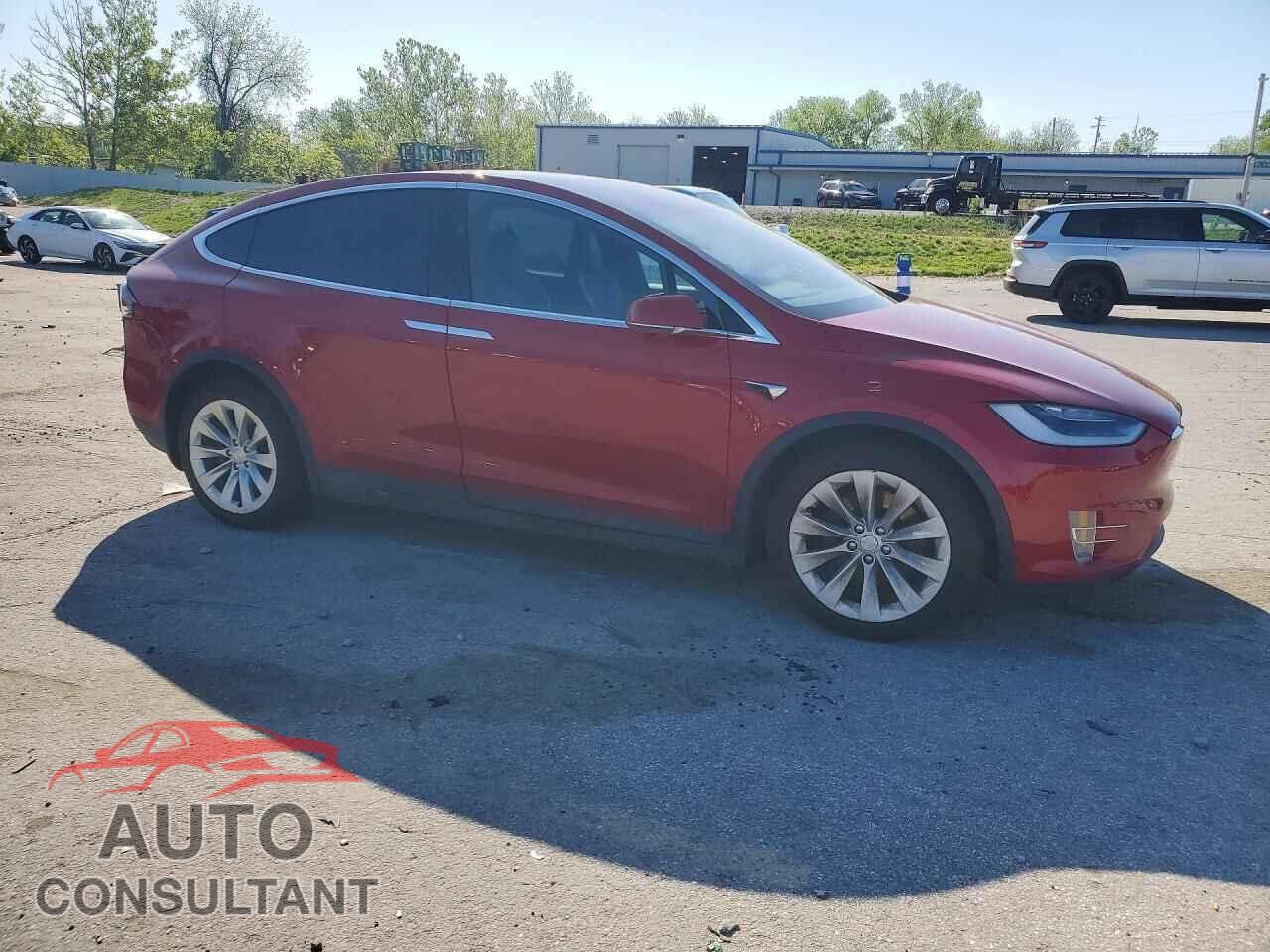 TESLA MODEL X 2017 - 5YJXCAE22HF077147