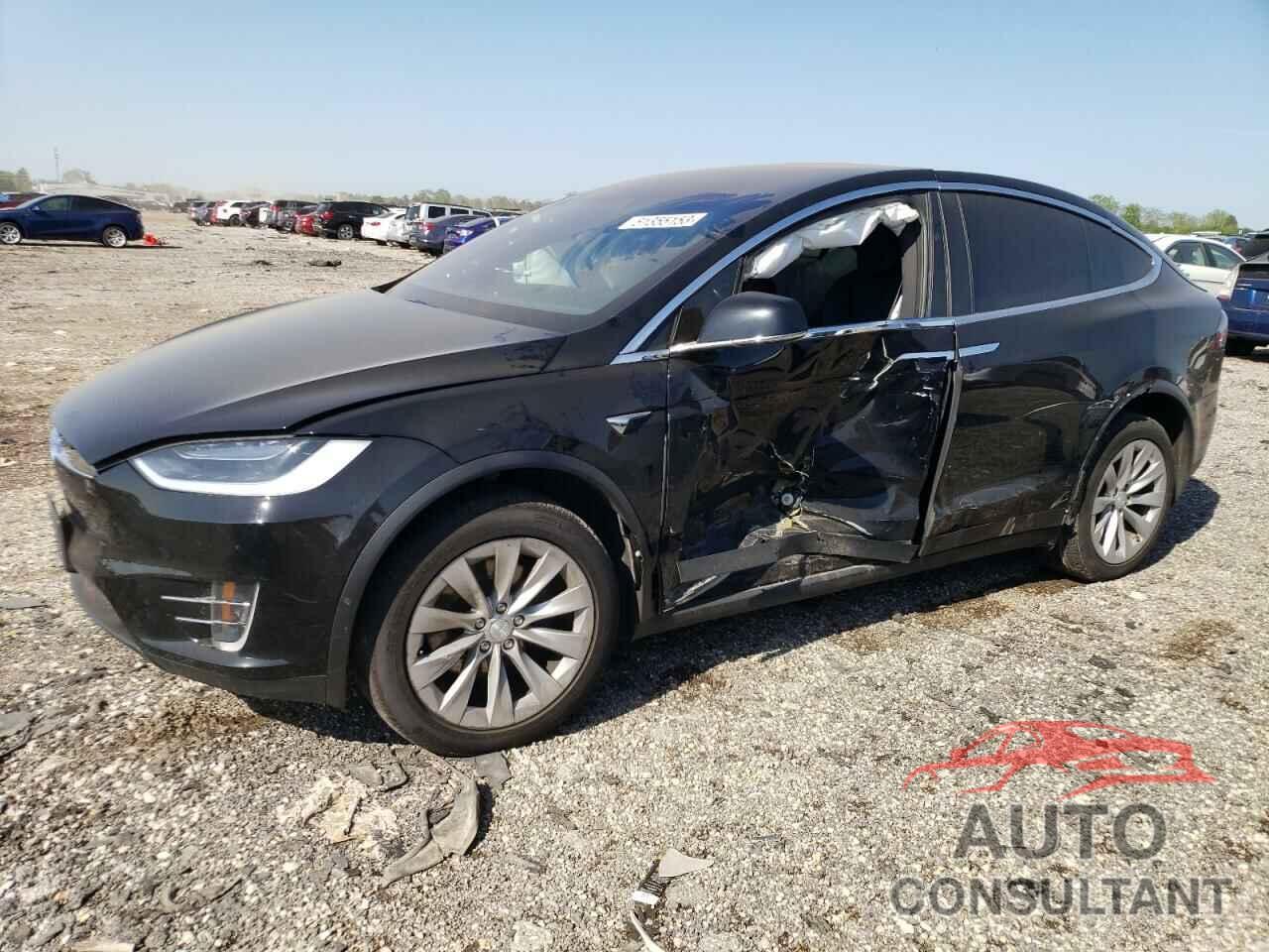 TESLA MODEL X 2018 - 5YJXCDE26JF115681