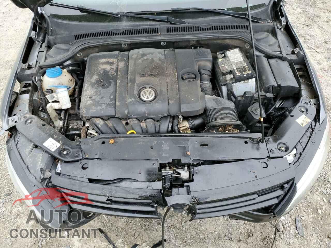 VOLKSWAGEN JETTA 2012 - 3VWDP7AJ4CM457180