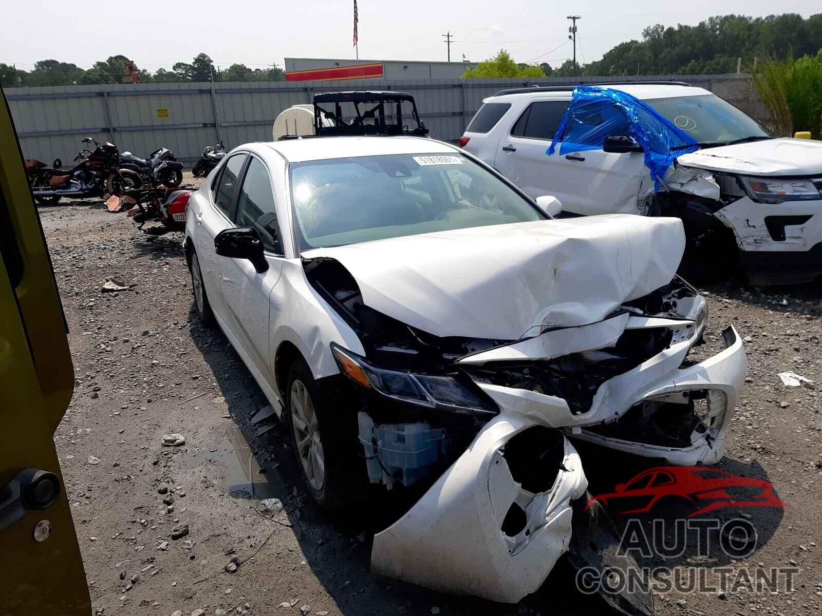 TOYOTA CAMRY 2020 - 4T1C11AK0LU962520