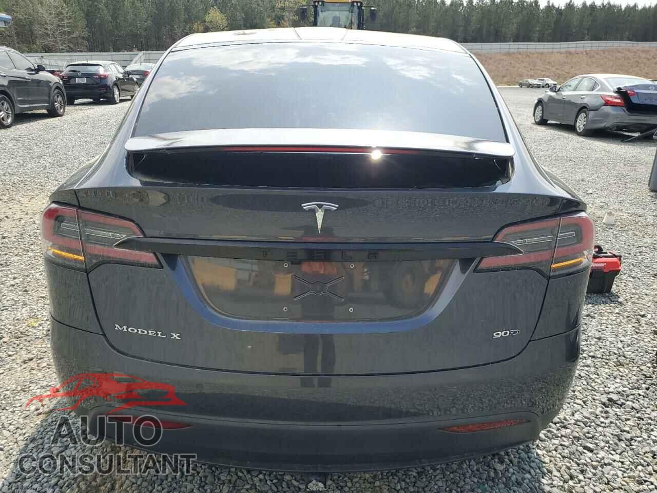 TESLA MODEL X 2016 - 5YJXCBE23GF005295