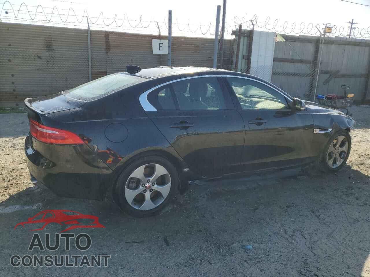 JAGUAR XE 2018 - SAJAR4FX4JCP39055