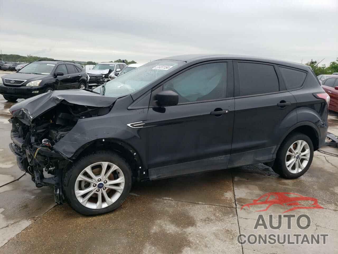 FORD ESCAPE 2018 - 1FMCU0F76JUD19916