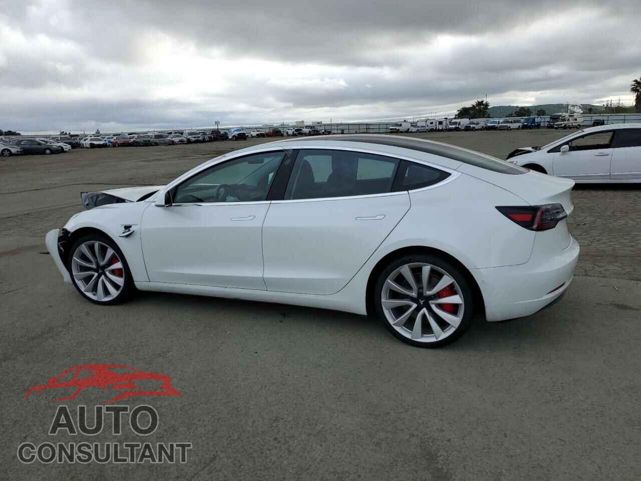 TESLA MODEL 3 2018 - 5YJ3E1EB4JF084177