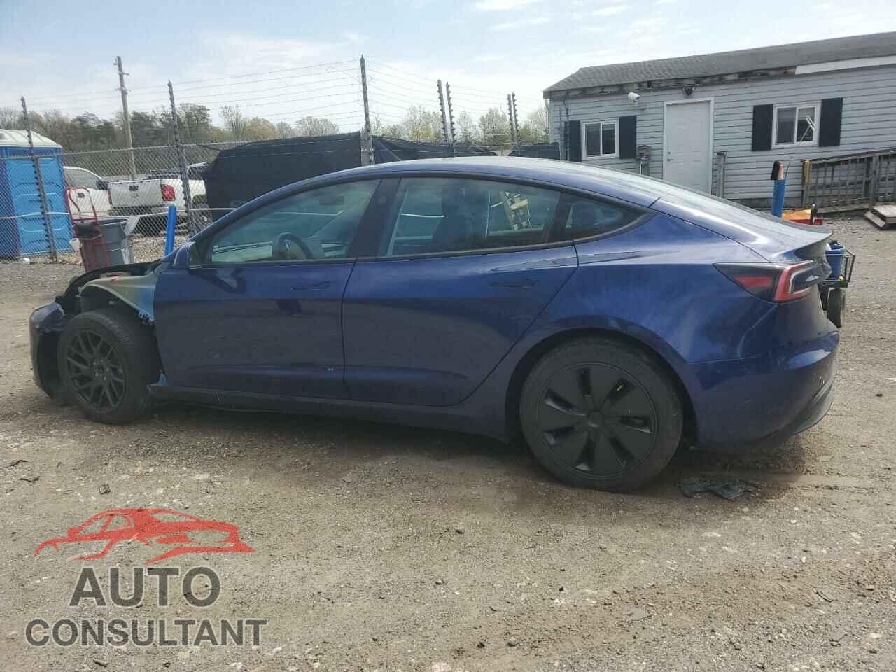 TESLA MODEL 3 2024 - 5YJ3E1EA9RF748279