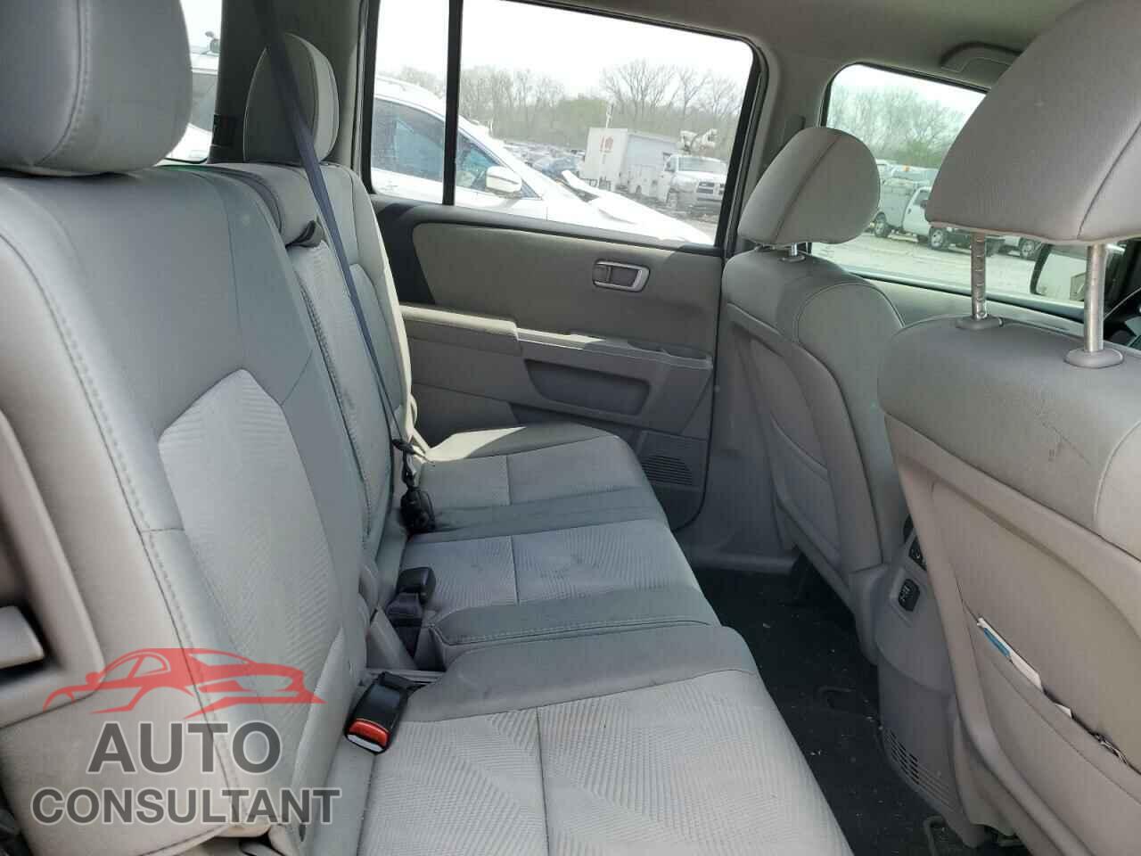 HONDA PILOT 2012 - 5FNYF3H24CB013087