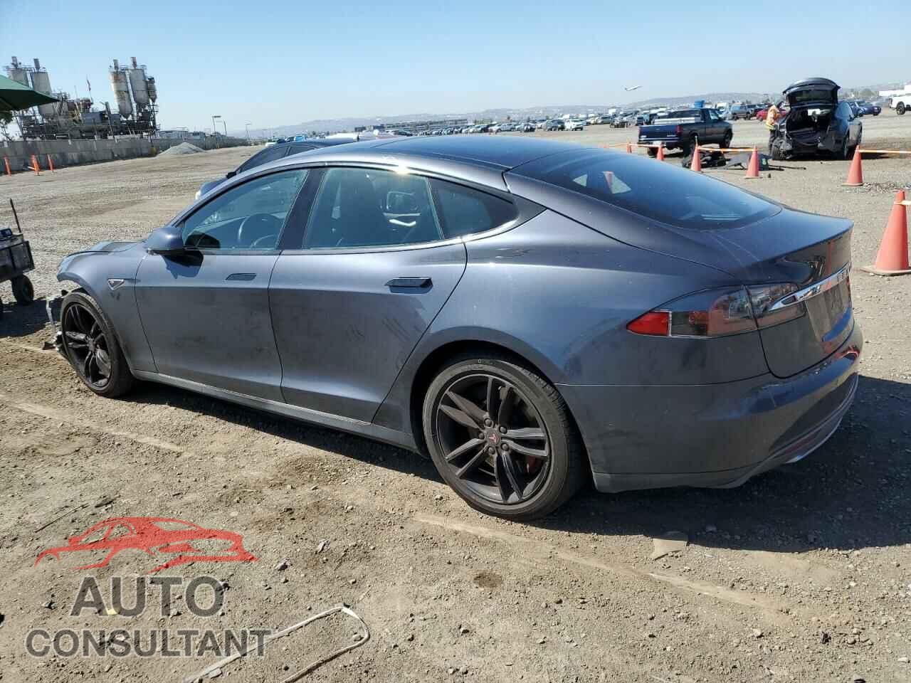 TESLA MODEL S 2016 - 5YJSA1E11GF128028