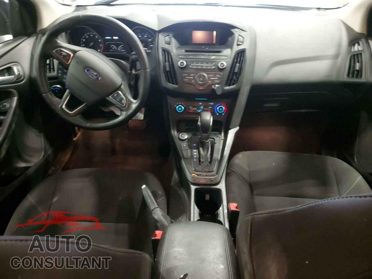 FORD FOCUS 2017 - 1FADP3K2XHL213227