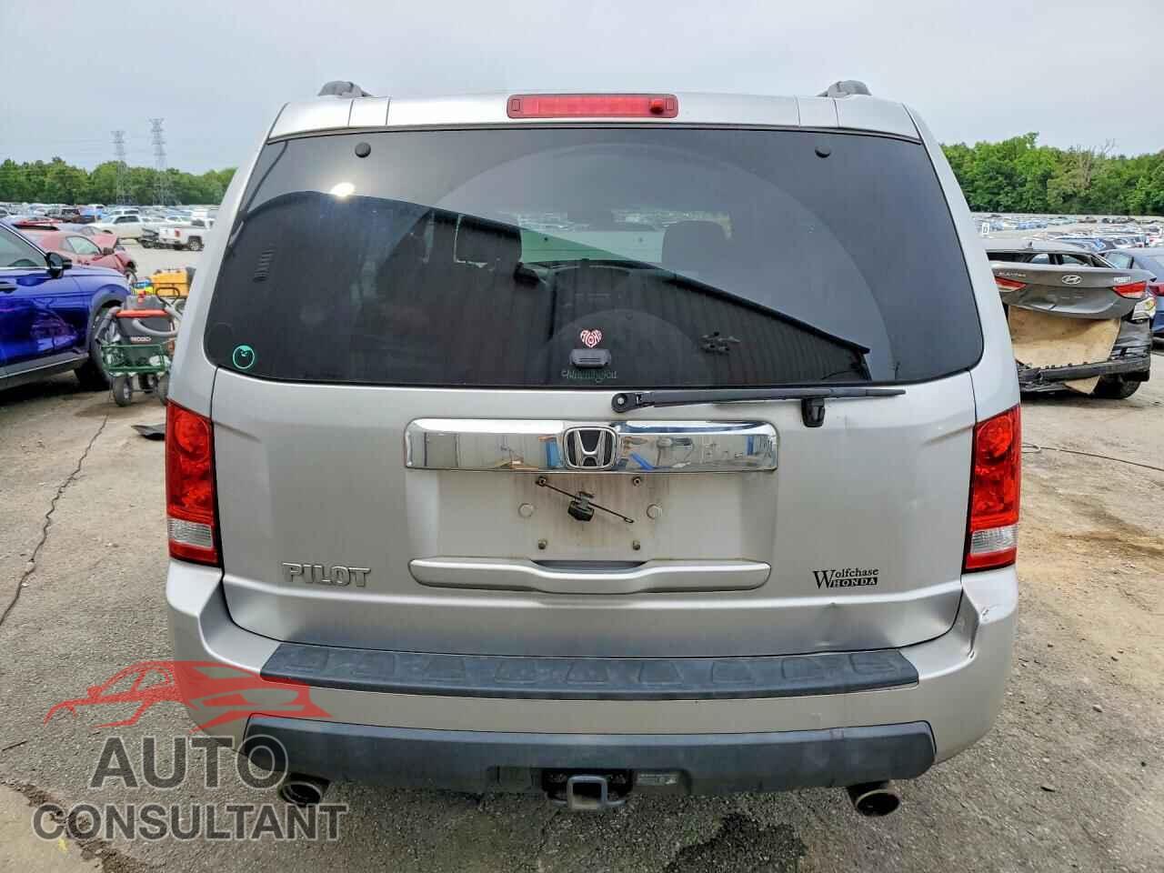 HONDA PILOT 2011 - 5FNYF3H4XBB030993