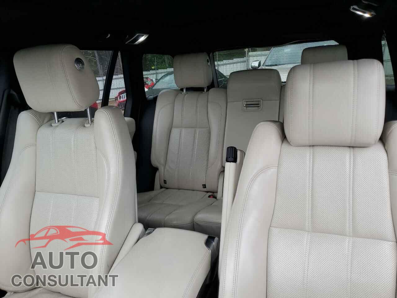 LAND ROVER RANGEROVER 2017 - SALGS2FV0HA335748