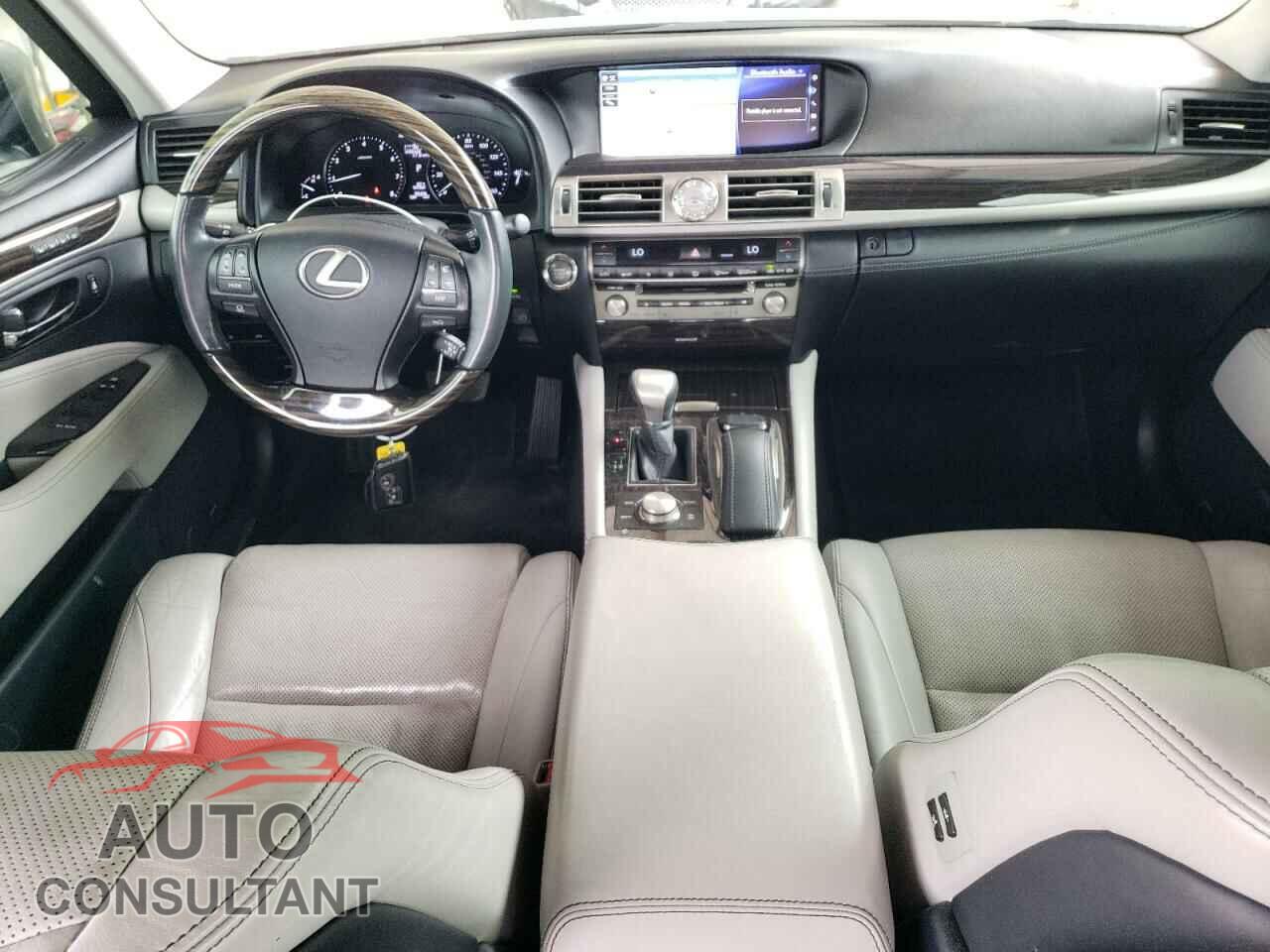 LEXUS LS460 2017 - JTHBL5EFXH5145473