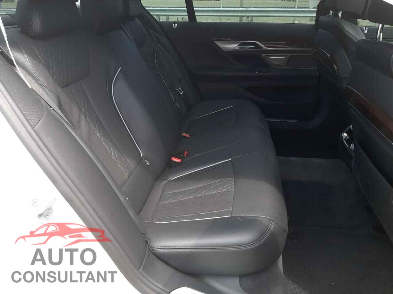 BMW 7 SERIES 2021 - WBA7U2C04MCG11972