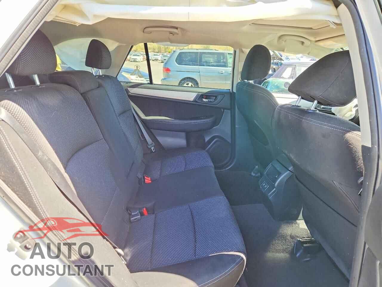 SUBARU OUTBACK 2019 - 4S4BSAHC5K3304865