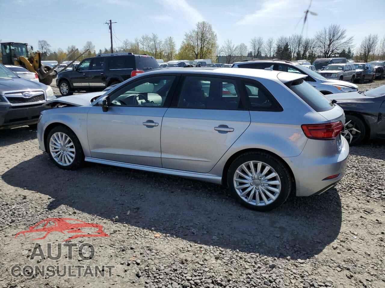 AUDI A3 2017 - WAUUPBFF0HA087731