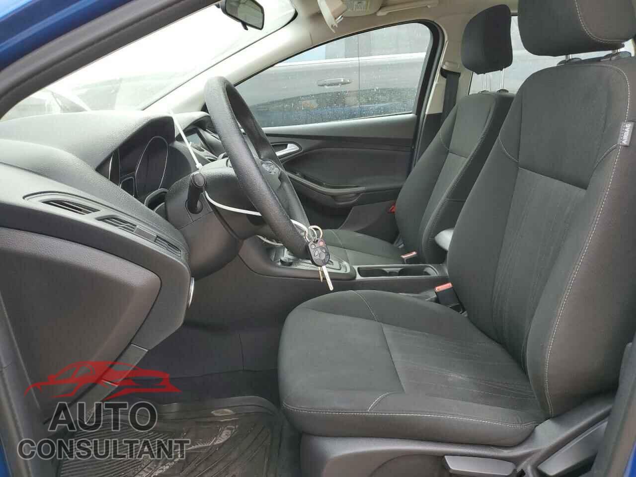 FORD FOCUS 2018 - 1FADP3M23JL323751