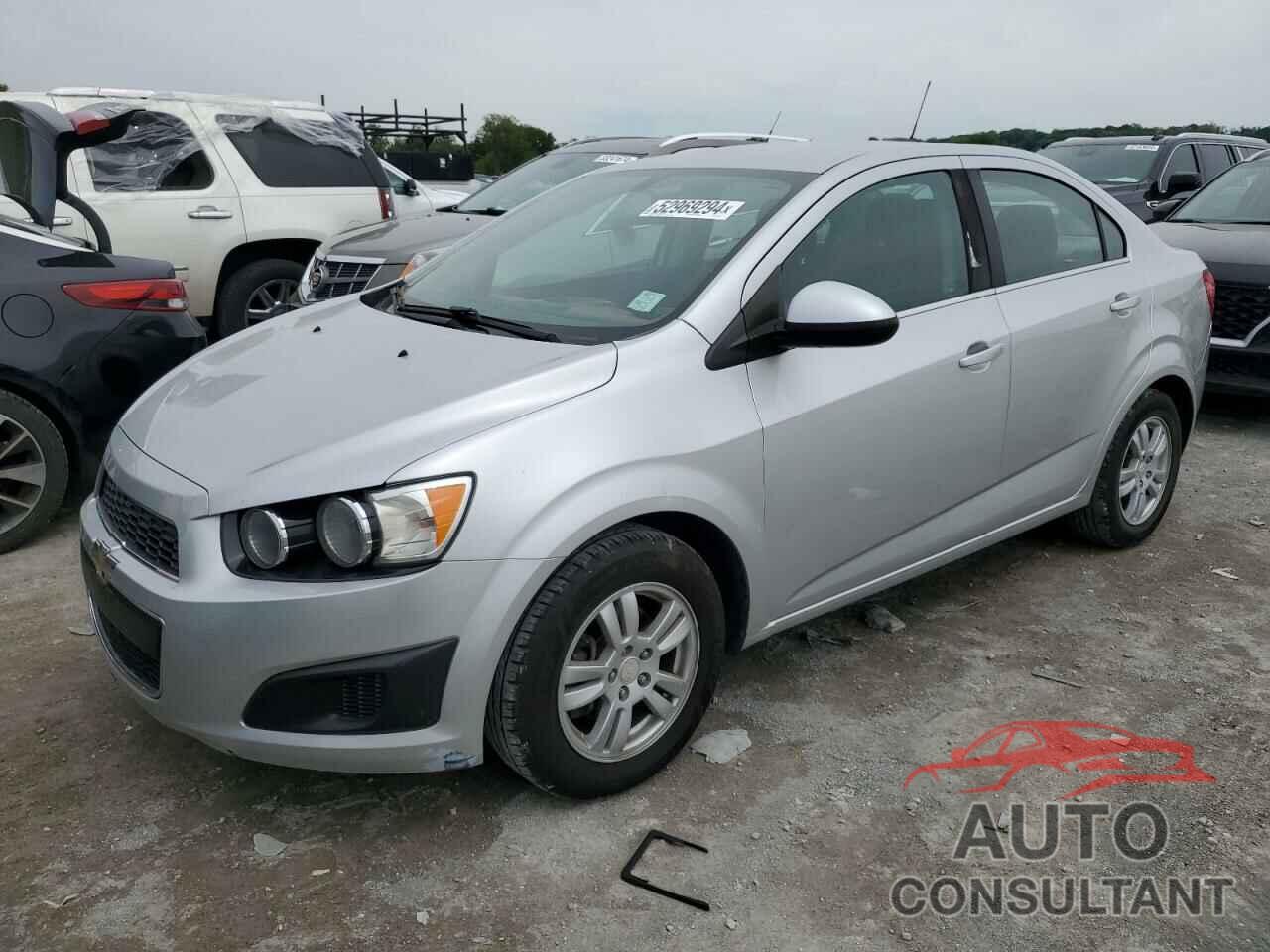 CHEVROLET SONIC 2016 - 1G1JC5SH2G4138520