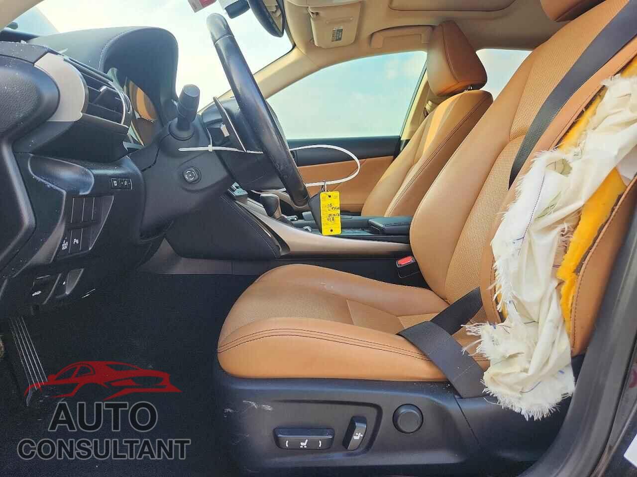 LEXUS IS 2016 - JTHBA1D22G5014016