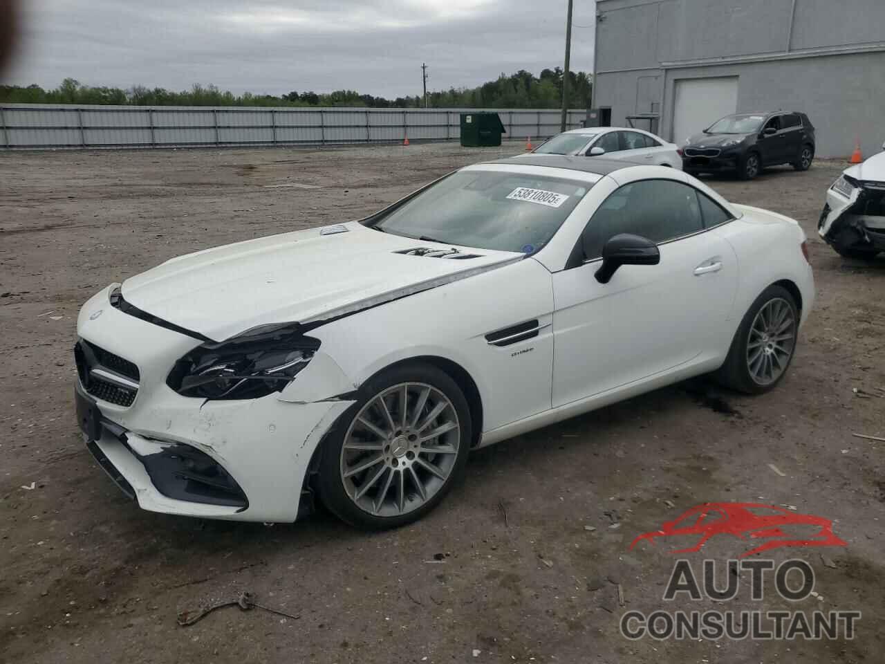 MERCEDES-BENZ SLC-CLASS 2017 - WDDPK6GA1HF130801