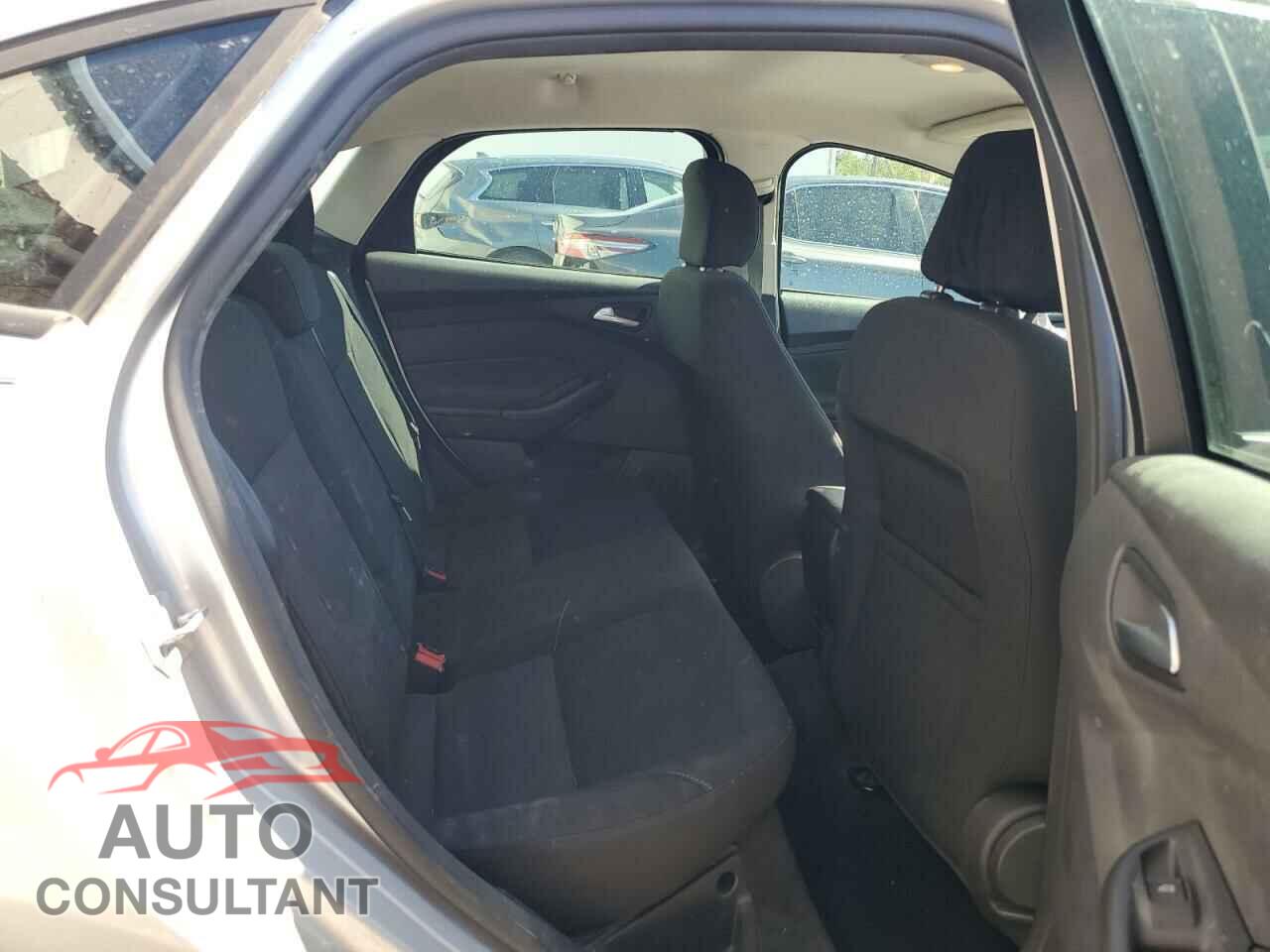 FORD FOCUS 2017 - 1FADP3F28HL338298