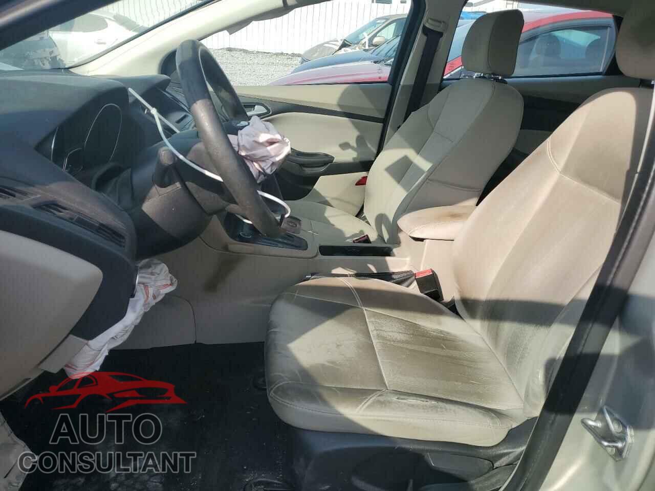 FORD FOCUS 2016 - 1FADP3F20GL267077