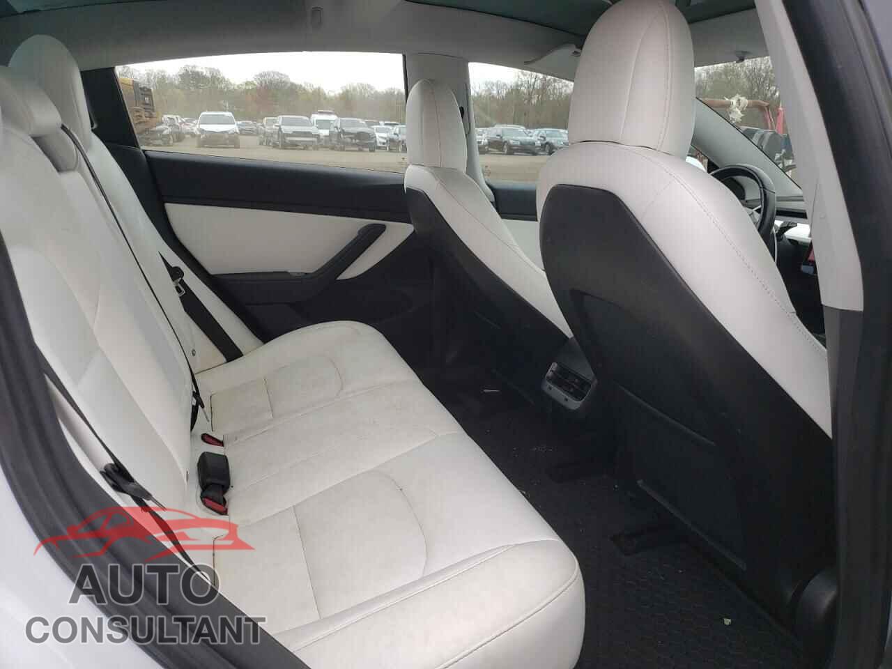 TESLA MODEL 3 2018 - 5YJ3E1EB0JF122309