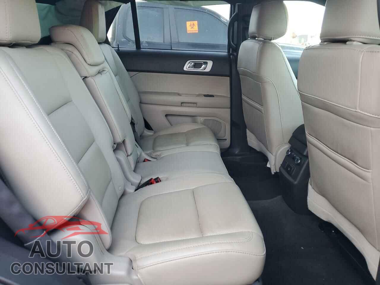 FORD EXPLORER 2015 - 1FM5K7F86FGA31979