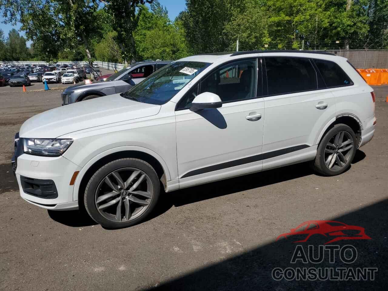 AUDI Q7 2018 - WA1VAAF70JD007449