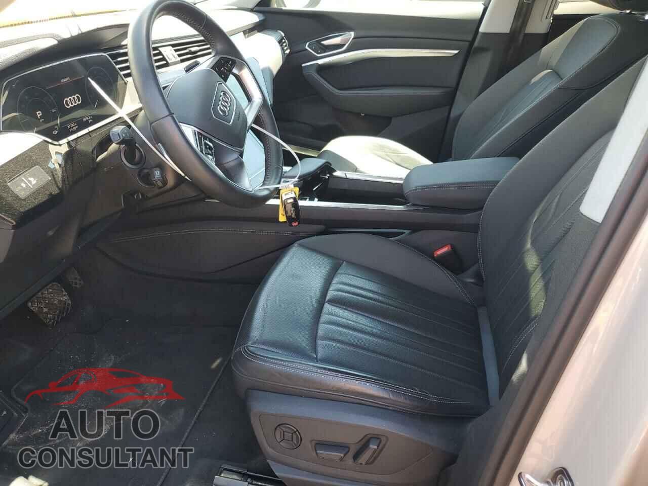 AUDI E-TRON 2021 - WA12AAGE3MB013620