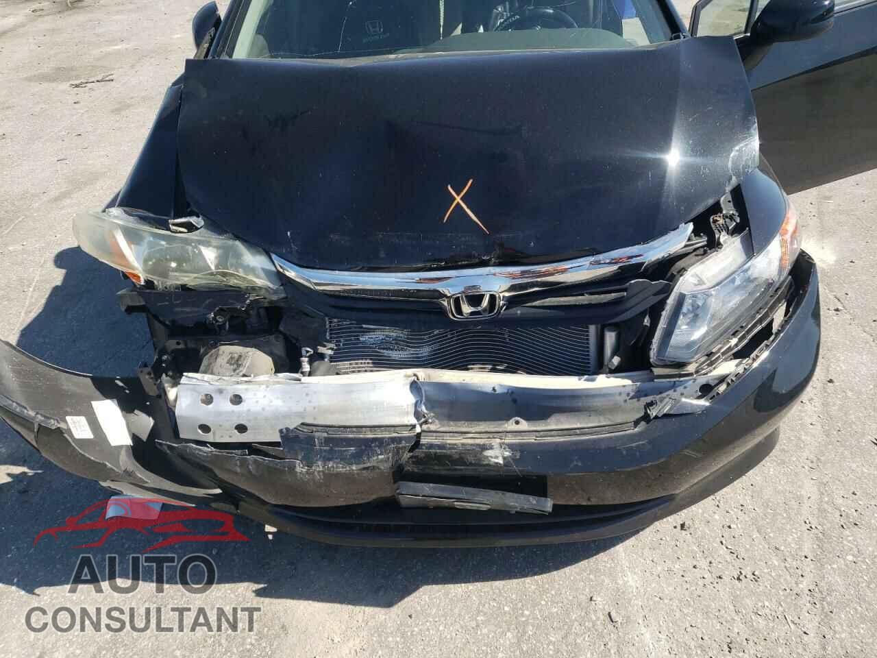 HONDA CIVIC 2012 - 2HGFB2F53CH599237