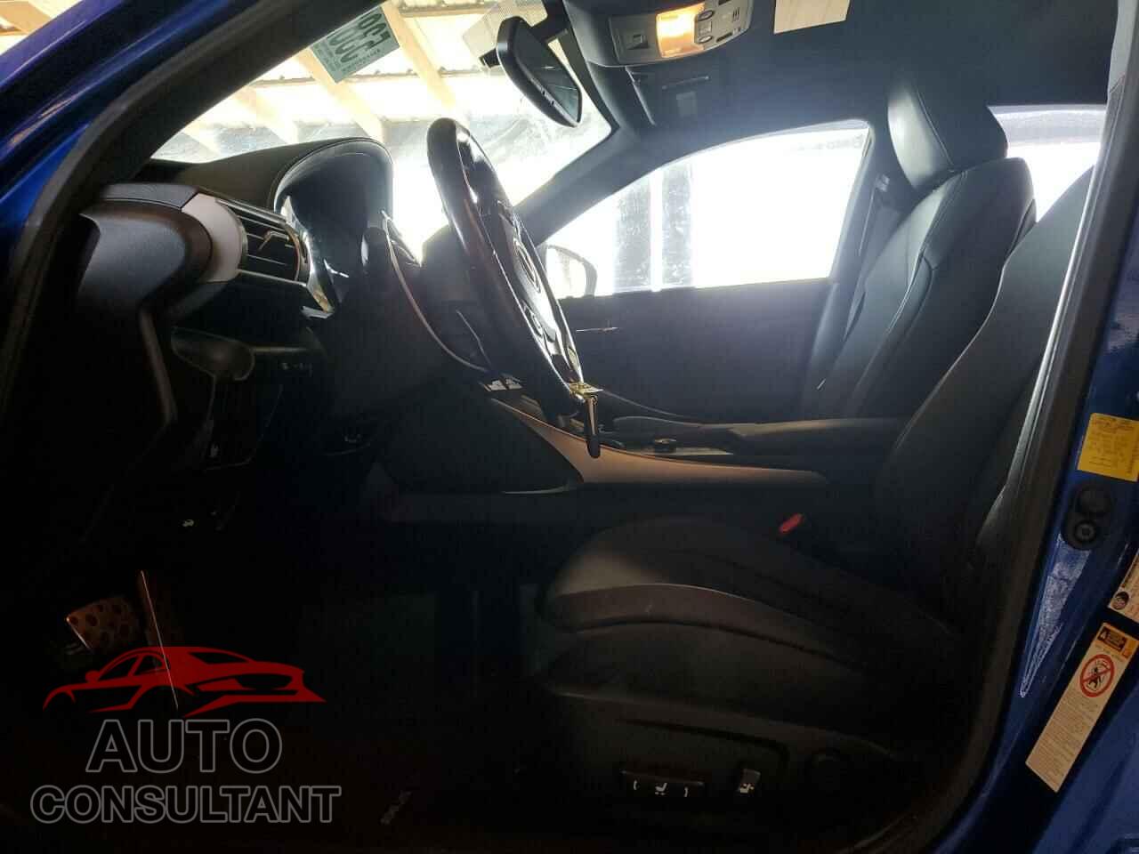 LEXUS IS 2016 - JTHBA1D2XG5014815