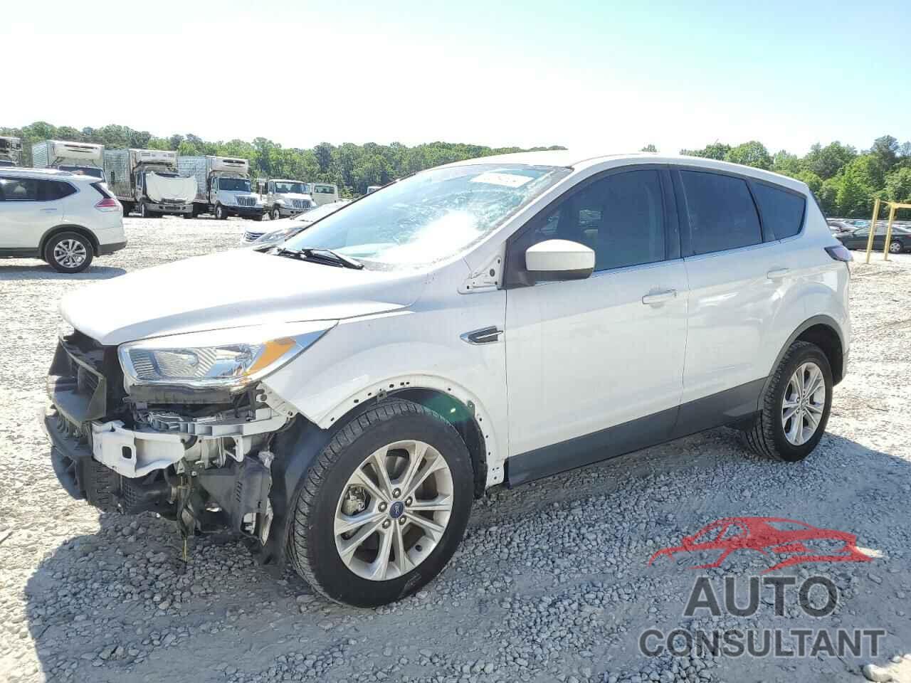 FORD ESCAPE 2017 - 1FMCU0G95HUE30449