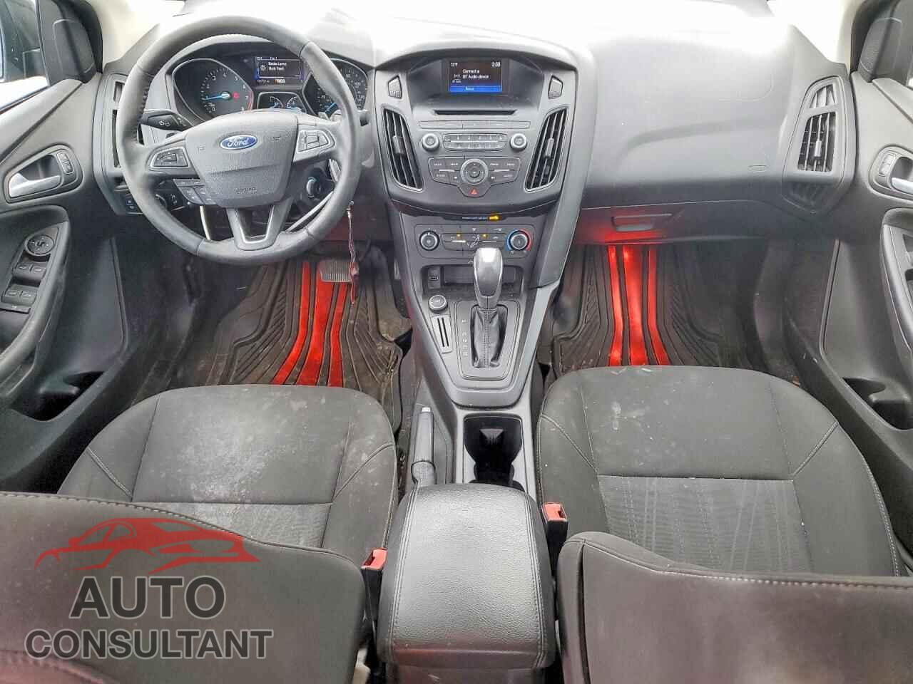 FORD FOCUS 2016 - 1FADP3F28GL336176