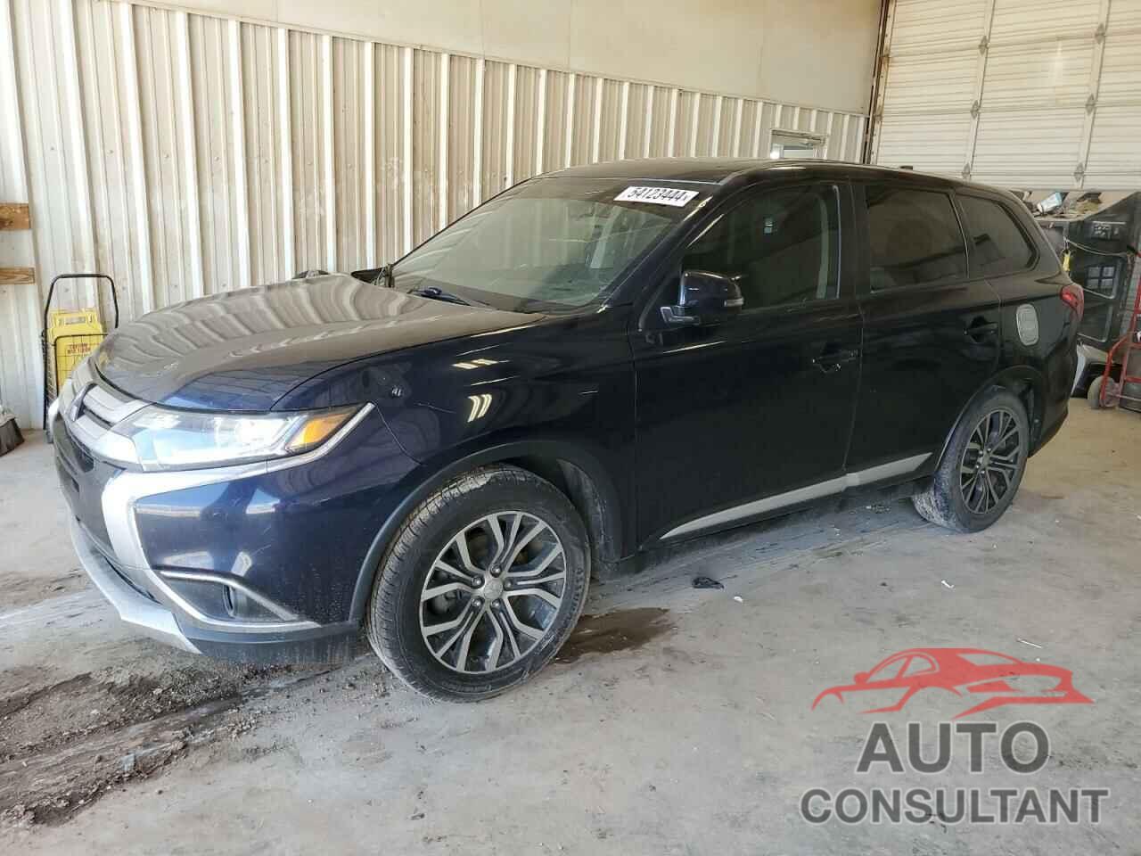 MITSUBISHI OUTLANDER 2018 - JA4AD3A33JZ005350