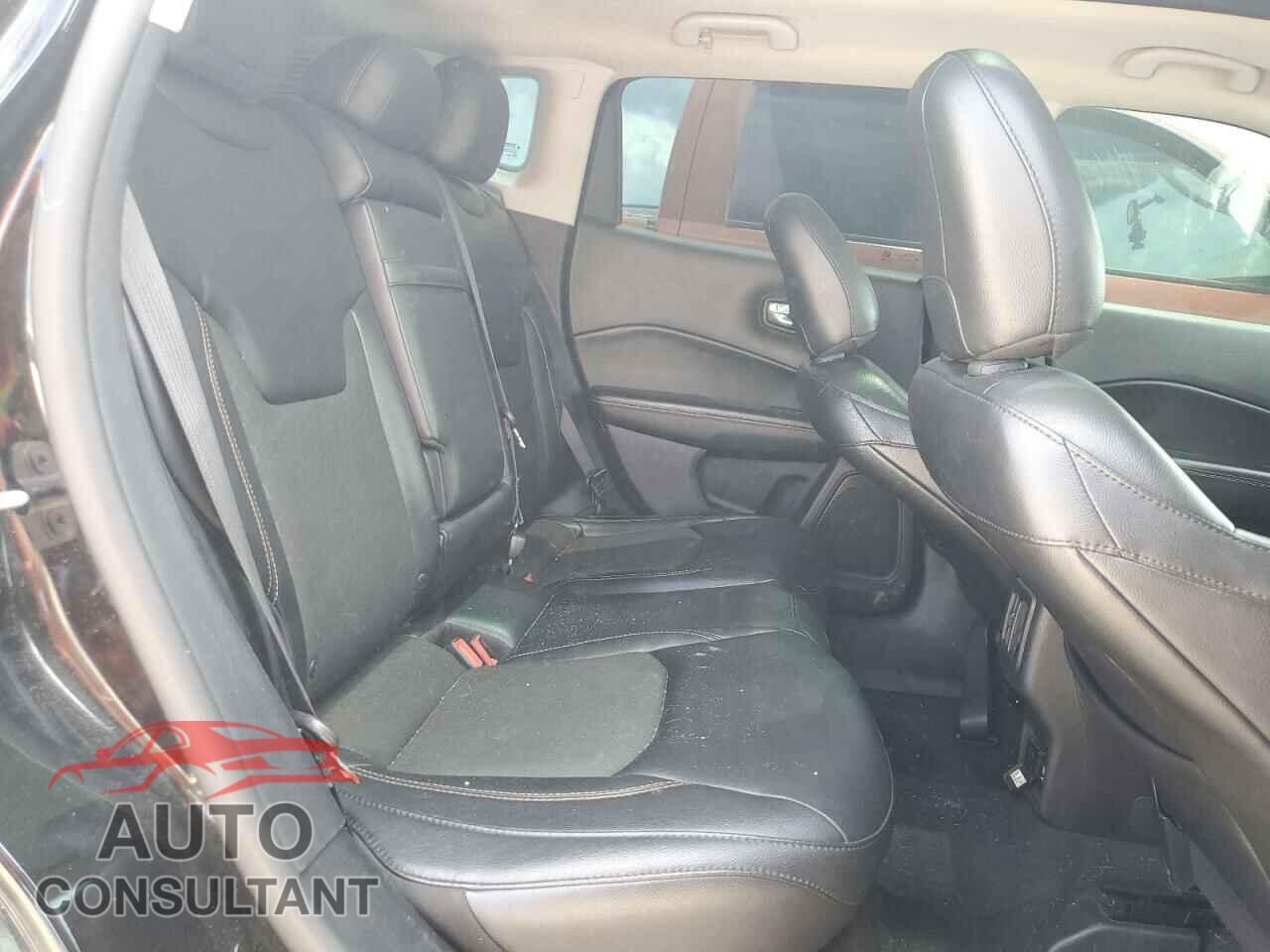 JEEP COMPASS 2017 - 3C4NJCBB1HT658654