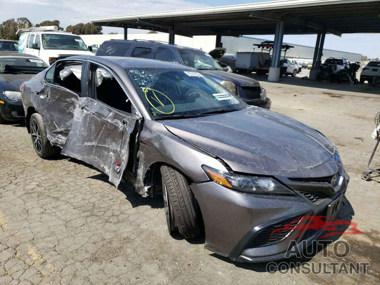 TOYOTA CAMRY 2021 - 4T1G11AK6MU609766