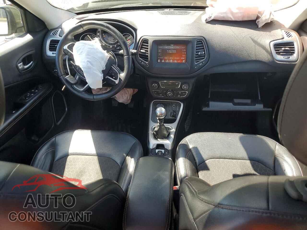 JEEP COMPASS 2017 - 3C4NJDBB5HT647422