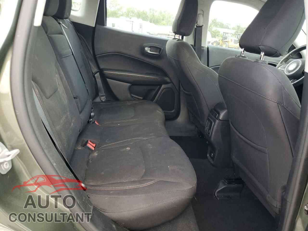 JEEP COMPASS 2017 - 3C4NJDAB1HT656524