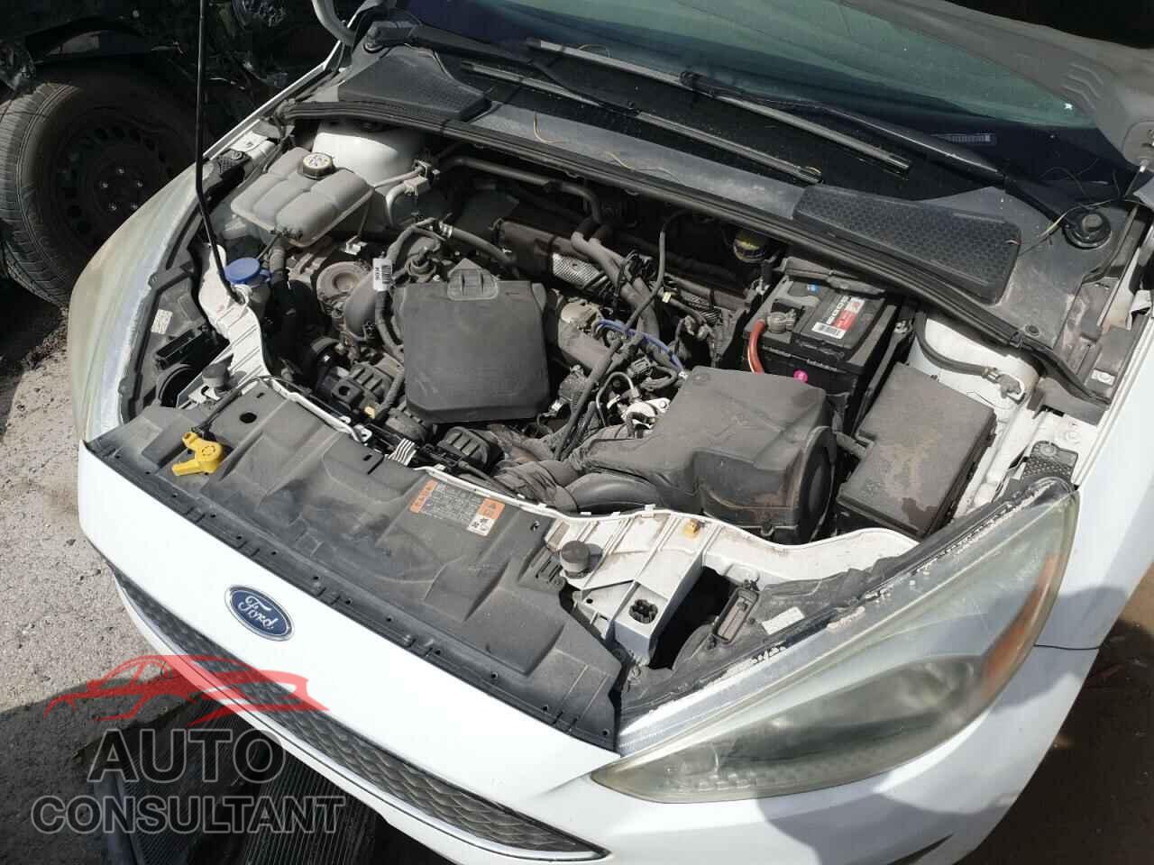 FORD FOCUS 2016 - 1FADP3E27GL325686