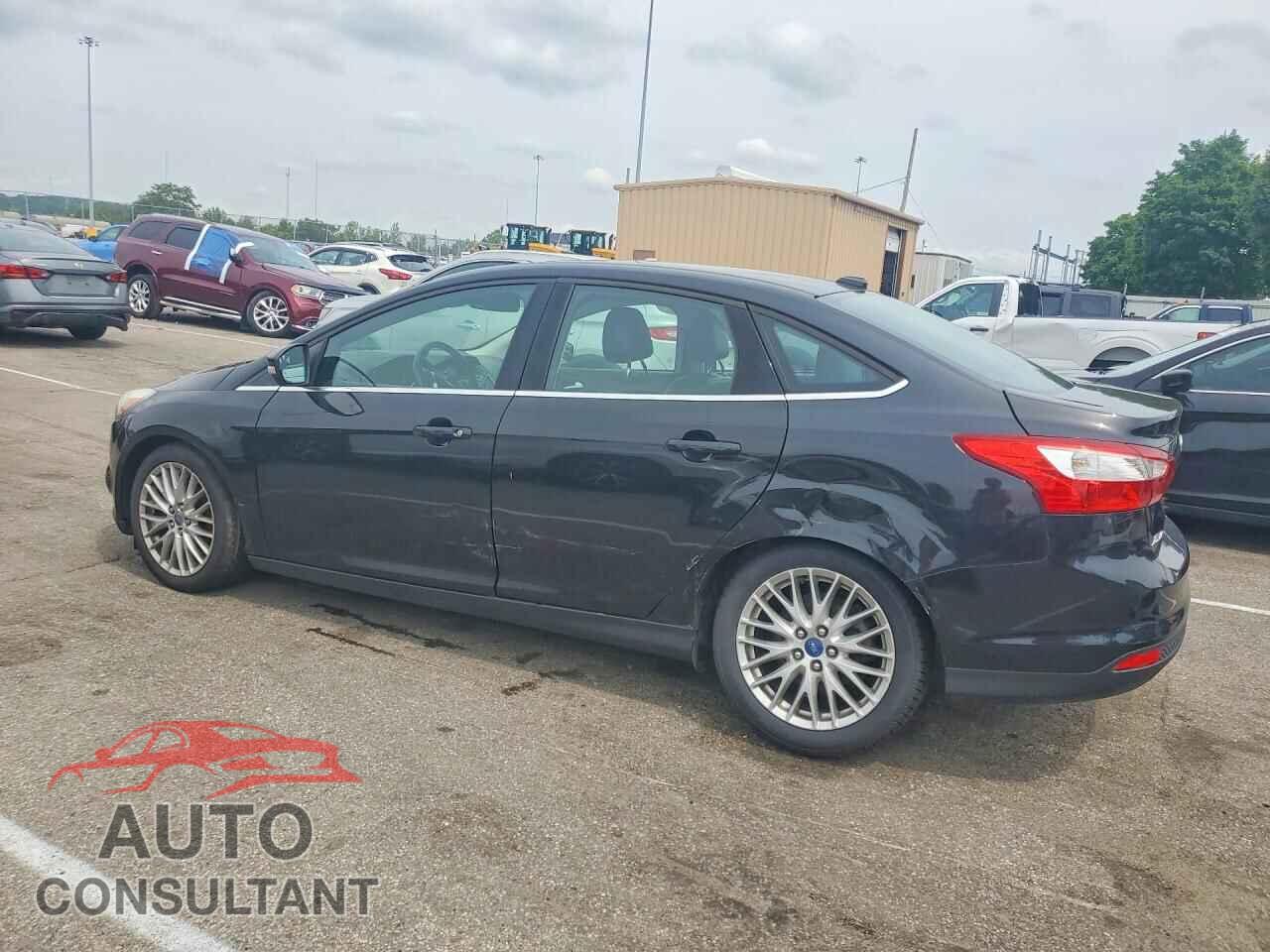 FORD FOCUS 2012 - 1FAHP3H21CL119190