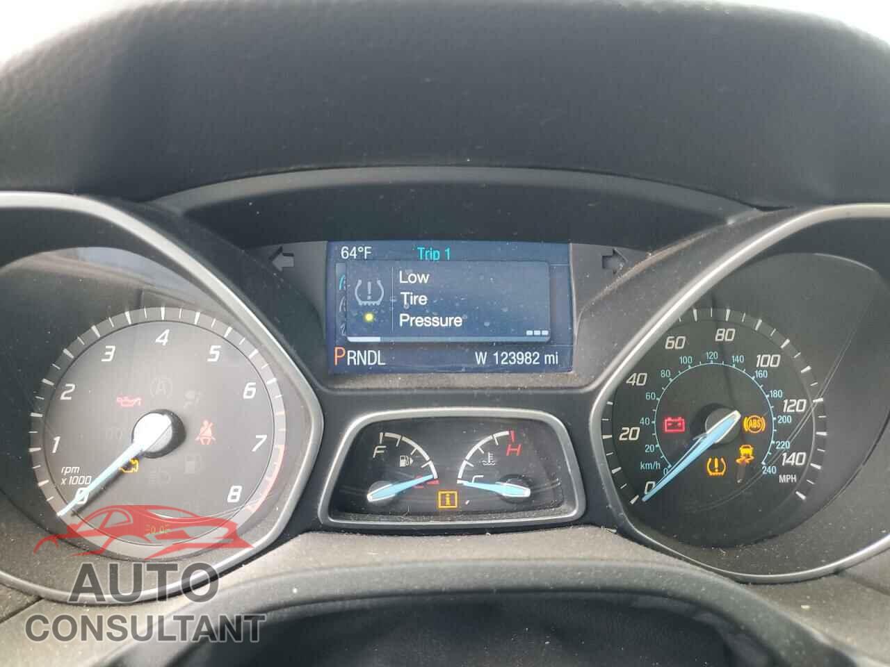 FORD FOCUS 2014 - 1FADP3F21EL278070
