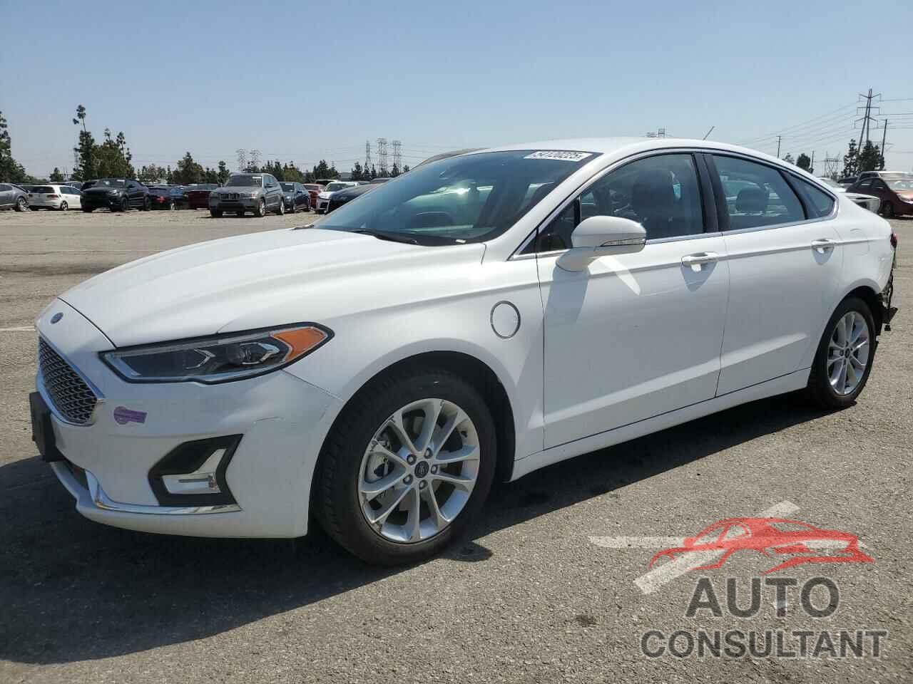 FORD FUSION 2019 - 3FA6P0SU6KR183595