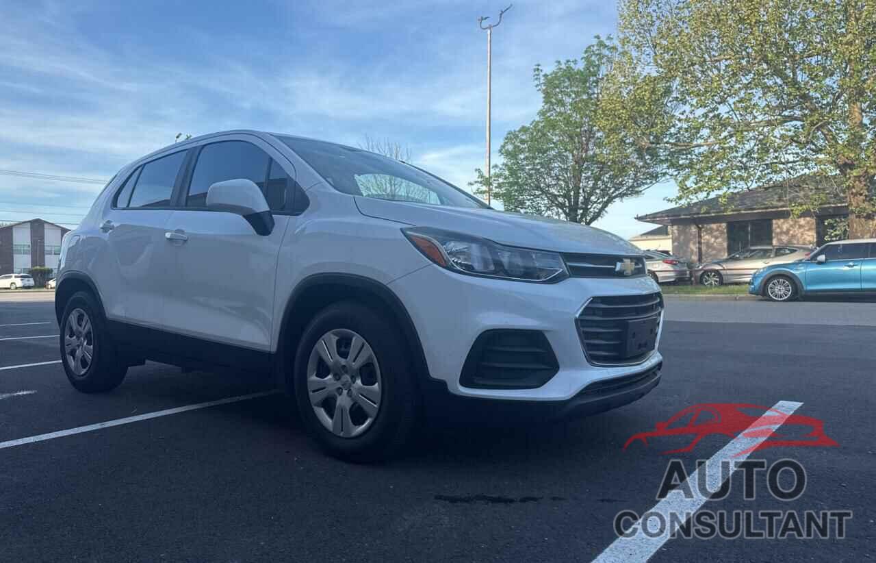 CHEVROLET TRAX 2018 - KL7CJKSBXJB626551