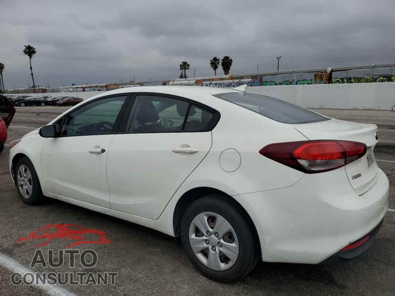 KIA FORTE 2017 - 3KPFK4A71HE034913