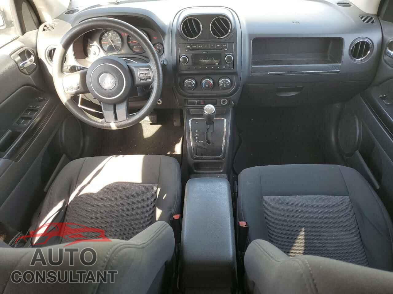 JEEP COMPASS 2011 - 1J4NF1FB1BD154340
