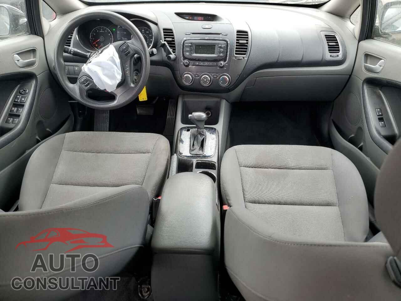 KIA FORTE 2017 - 3KPFK4A73HE051504