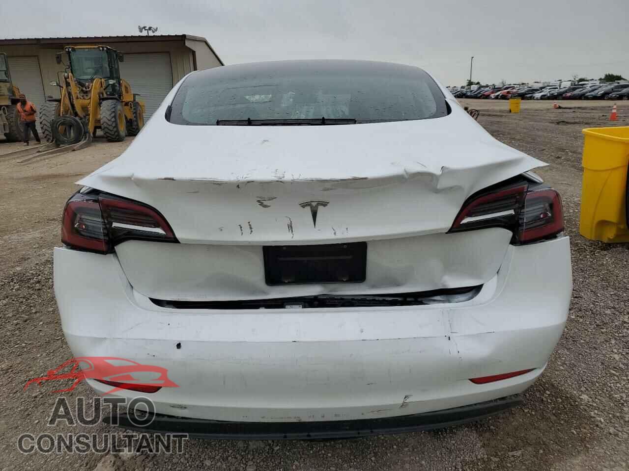 TESLA MODEL 3 2023 - 5YJ3E1EA2PF672157