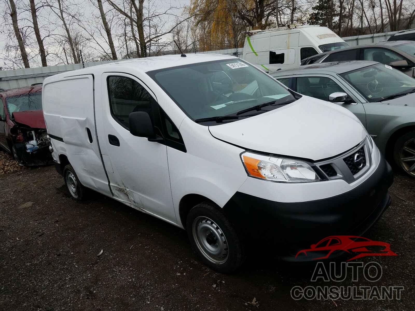 NISSAN NV 2017 - 3N6CM0KN9HK695896