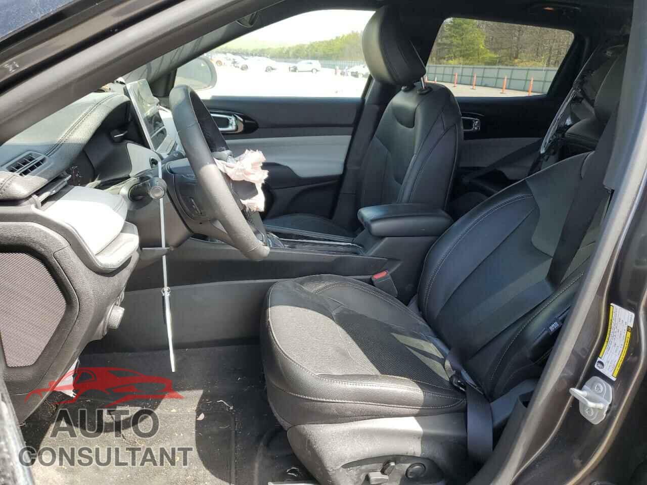 JEEP COMPASS 2023 - 3C4NJDCN7PT520131