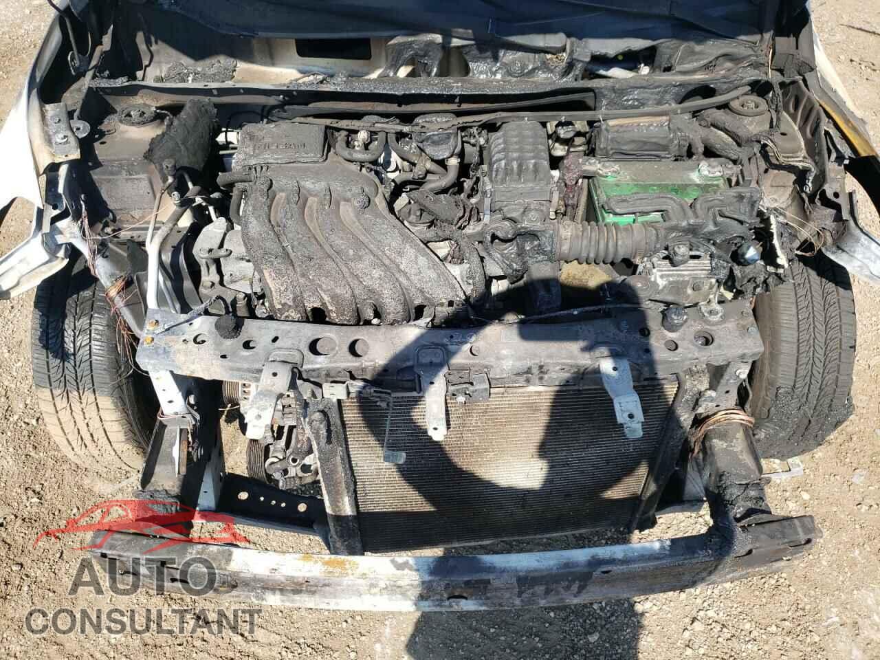 NISSAN VERSA 2019 - 3N1CN7AP0KL841702